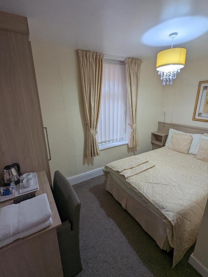 The Stafford Panzió Blackpool Kültér fotó